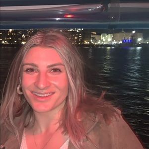 Meet your Posher, Rachel